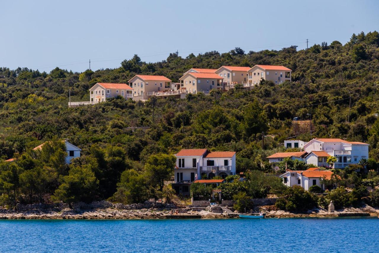 Olea Resort Veliki Drvenik Exterior photo