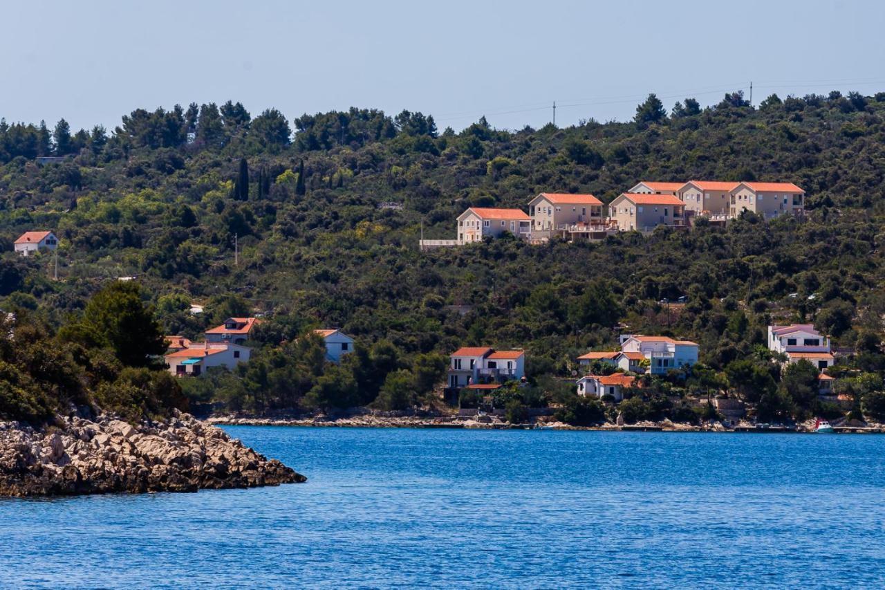 Olea Resort Veliki Drvenik Exterior photo