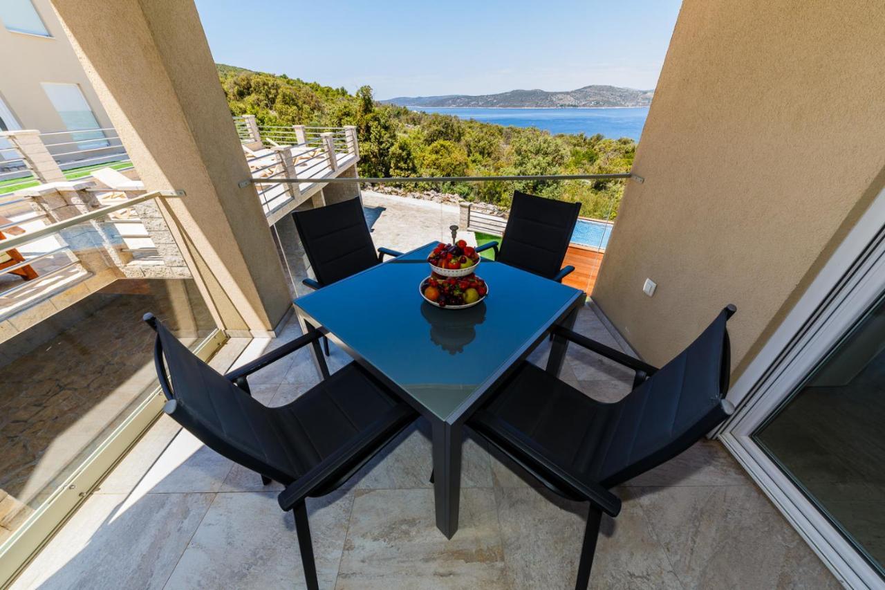 Olea Resort Veliki Drvenik Exterior photo