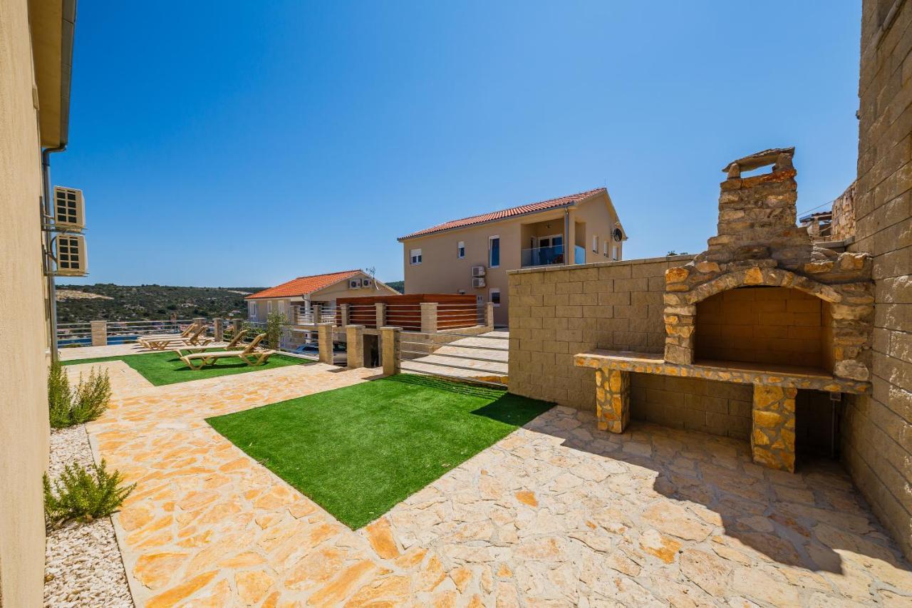 Olea Resort Veliki Drvenik Exterior photo